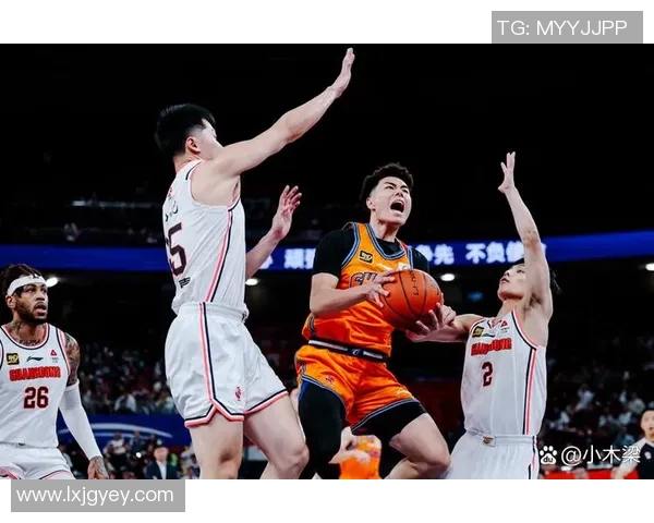 深圳排球队逆袭之路的真实记录与奋斗精神的展现